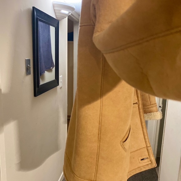 Coat - Picture 8 of 8